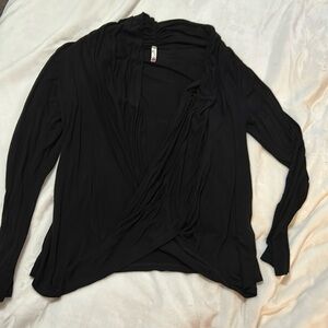 Stylish Twist front black top 🖤🖤🖤